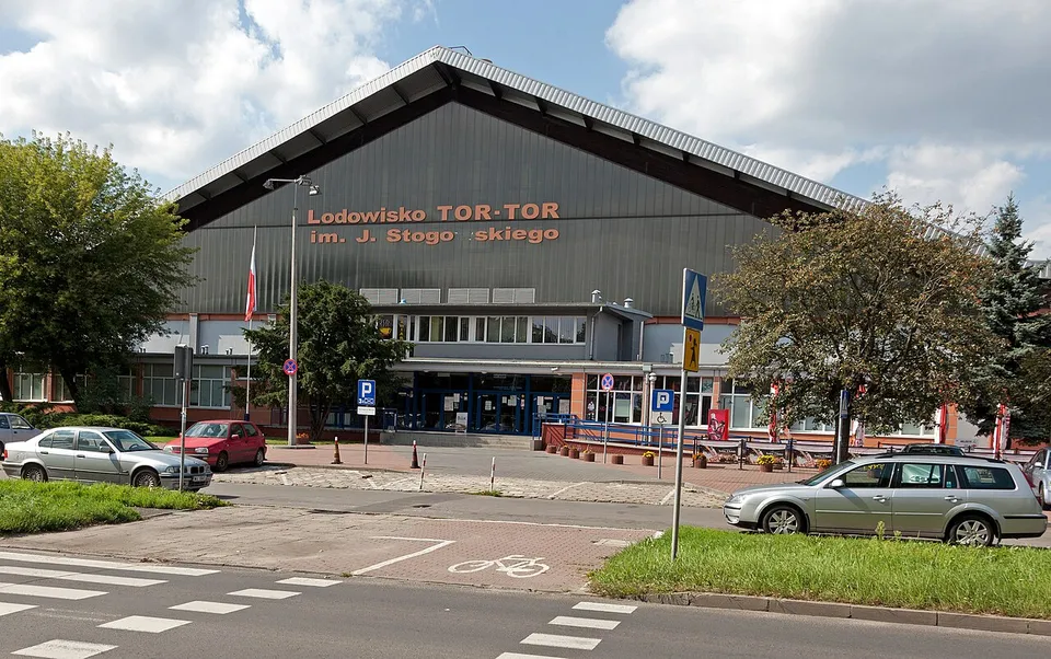 Ледовая арена «Tor-Tor»