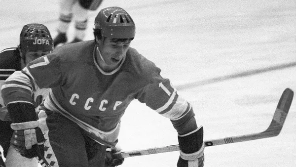 Западня для канадцев: как травмированный Харламов сыграл в финале Суперсерии-72 ради психологической атаки